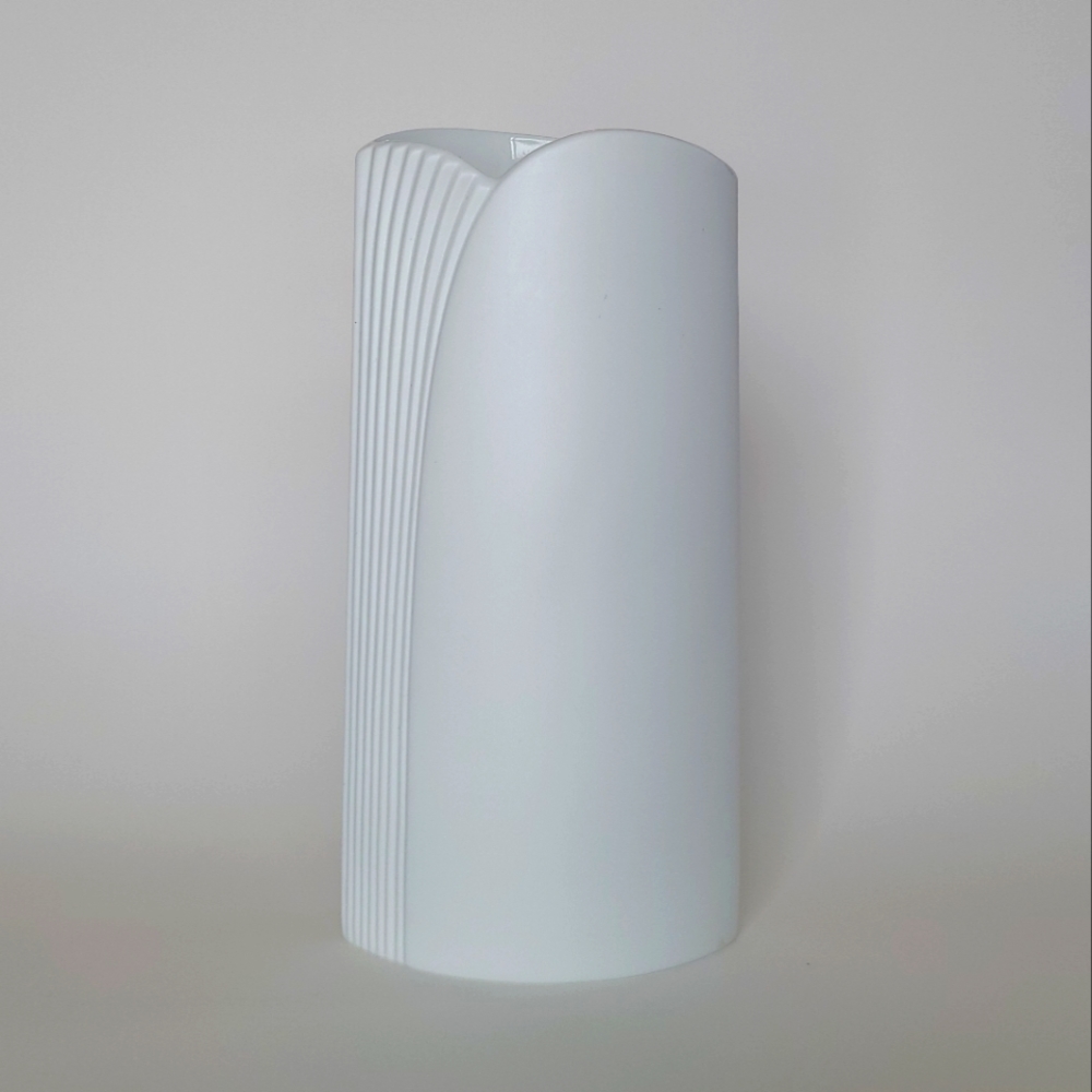 🥀Vintage AK Kaiser Porcelain Vase